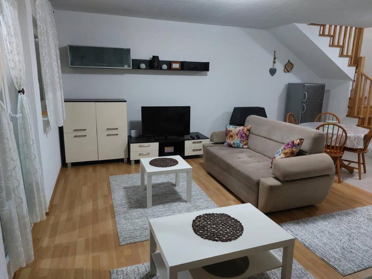 Holiday Home Adna Bihac Luaran gambar