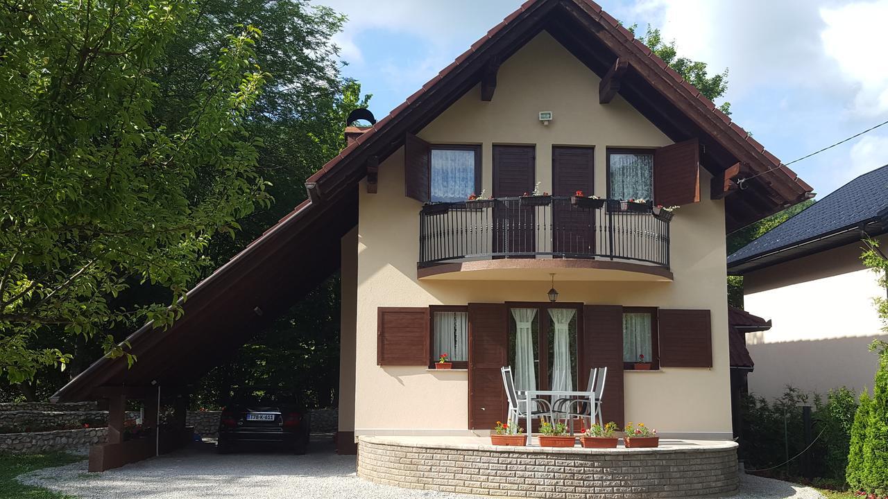 Holiday Home Adna Bihac Luaran gambar